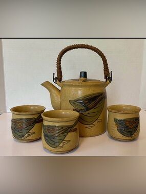 Vintage Japanese Pottery Tea Pot/3 Cups